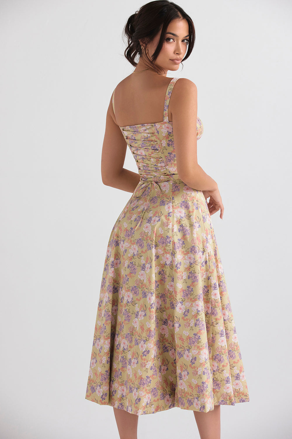 Vestido Floral Modelador com Corpete e Recorte na Cintura